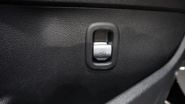 Mercedes-Benz C 220 Station d 9G-TRONIC 4Matic AMG Line 17