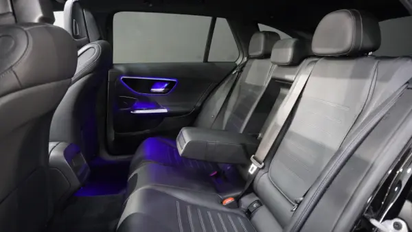 Mercedes-Benz C 220 Station d 9G-TRONIC 4Matic AMG Line 12