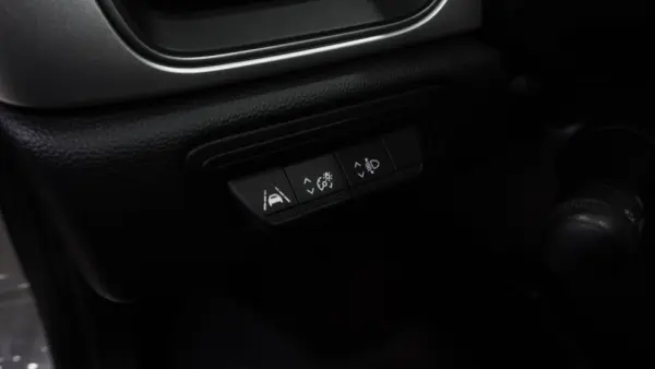 Renault Captur 1.0 TCe Evolution 17