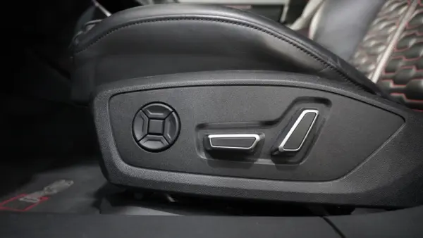 Audi RS7 Sportback 4.0 TFSI quattro Tiptronic 32