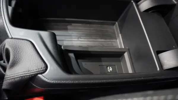 BMW 118 i Line Sport Auto 32