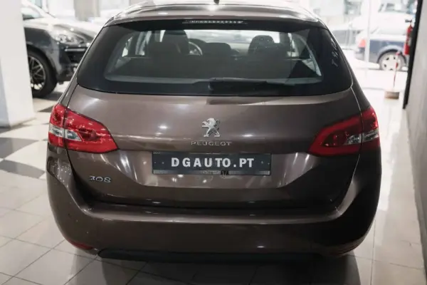 Peugeot 308 SW 23