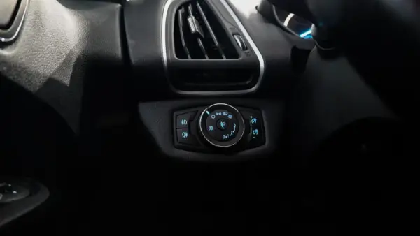 Ford B-Max 1.5 TDCi Titanium 20