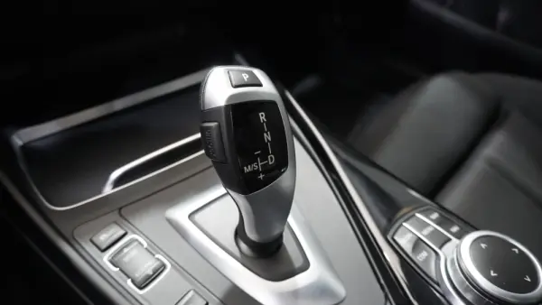 BMW 118 i Line Sport Auto 28