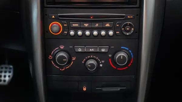 Peugeot 207 CC 20