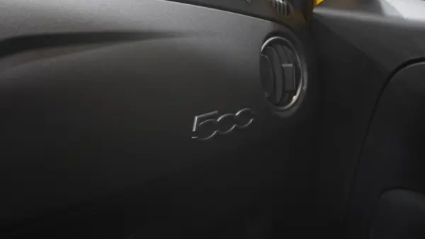 Abarth 595C 1.4 T-Jet Esseesse 32