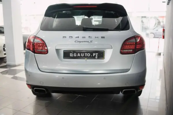 Porsche Cayenne S HYBRID 17