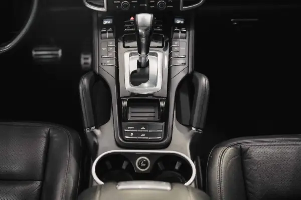 Porsche Cayenne S HYBRID 22