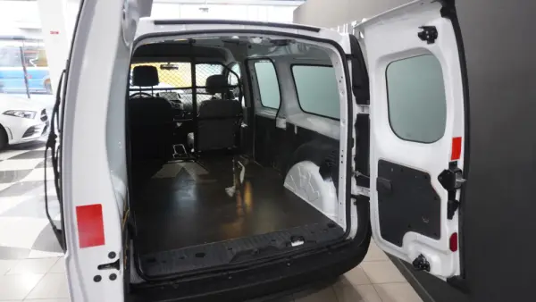 Renault Kangoo 1.5 dCi Maxi Business 9