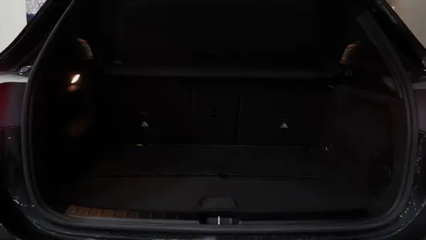 Mercedes-Benz GLA 200 50