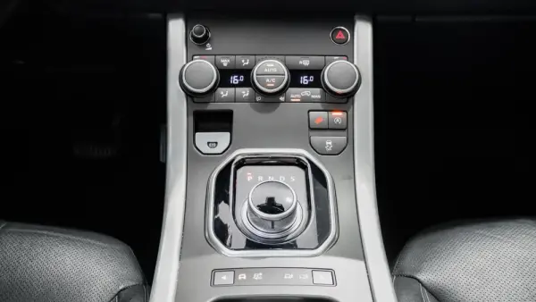 Land Rover Range Rover Evoque 23