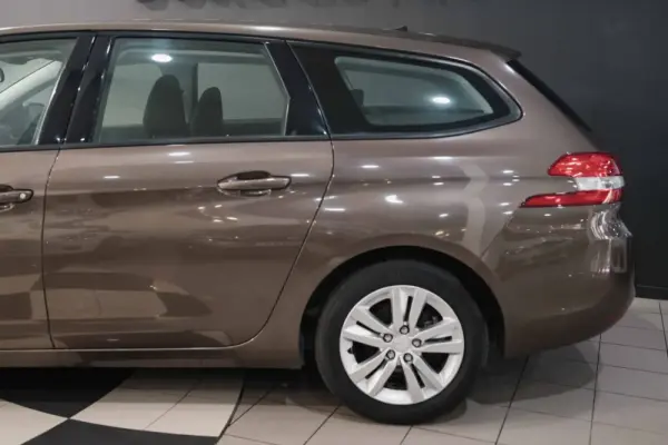 Peugeot 308 SW 21
