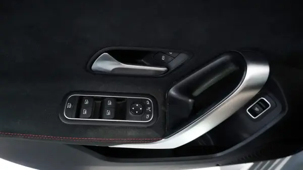 Mercedes-Benz A 200 19