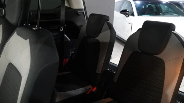 Citroën C4 Grand Picasso 1.6 e-HDi Collection 51