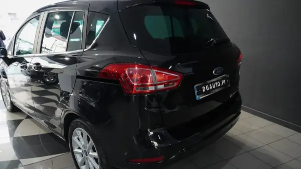 Ford B-Max 1.5 TDCi Titanium 16