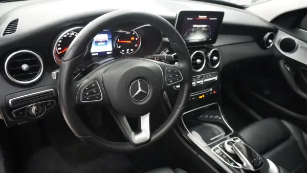 Mercedes-Benz C 180 (BlueTEC) d Station 7G-TRONIC Avantgarde 21