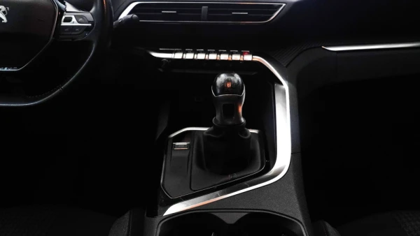 Peugeot 3008 Outro 9