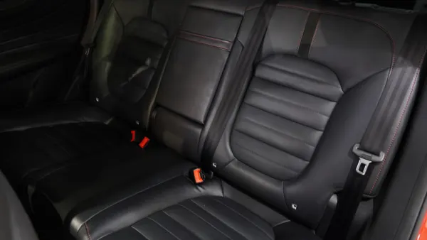 MG EHS 1.5 T-GDI Plug-in Hybrid Luxury 42