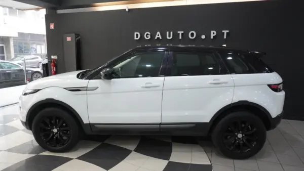 Land Rover Range Rover Evoque 2.0 eD4 SE Dynamic 6