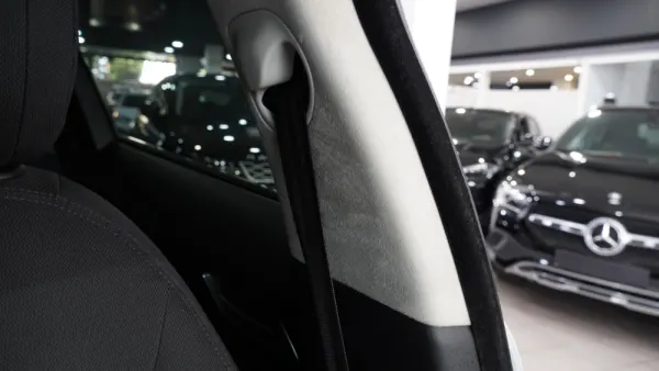 Jaguar F-Pace 2.0d Prestige - AWD 21