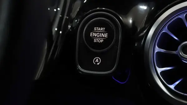 Mercedes-Benz GLA 200 d Progressive 20