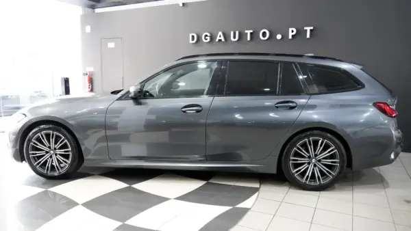 BMW 320 d Touring Pack M Auto 12