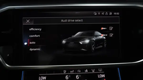 Audi RS7 Sportback 4.0 TFSI quattro Tiptronic 64