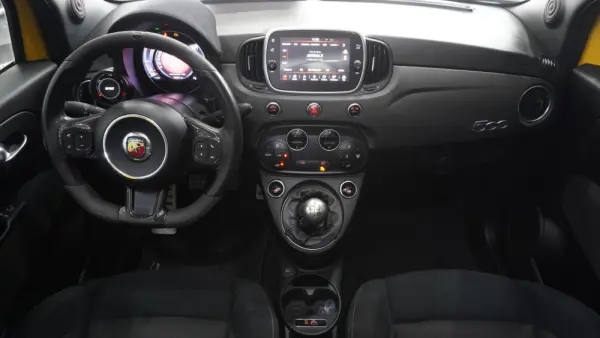 Abarth 595C 1.4 T-Jet Esseesse 21
