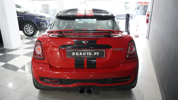 MINI 3 Portas Cooper S 10