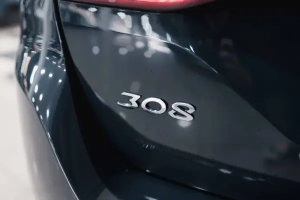 Peugeot 308 SW BlueHDi Style 10