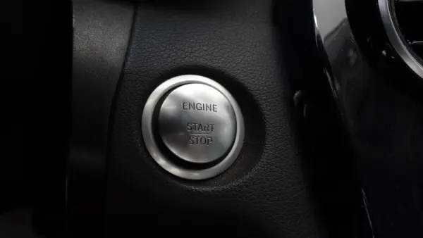 Mercedes-Benz C 180 (BlueTEC) d Station 7G-TRONIC Avantgarde 26