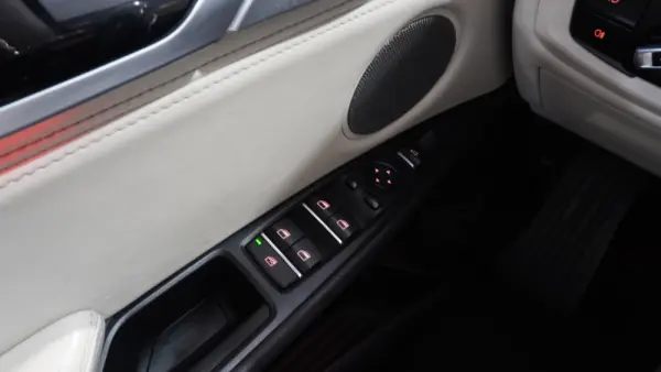 BMW X6 40 d xDrive 18