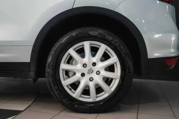 Porsche Cayenne S HYBRID 23