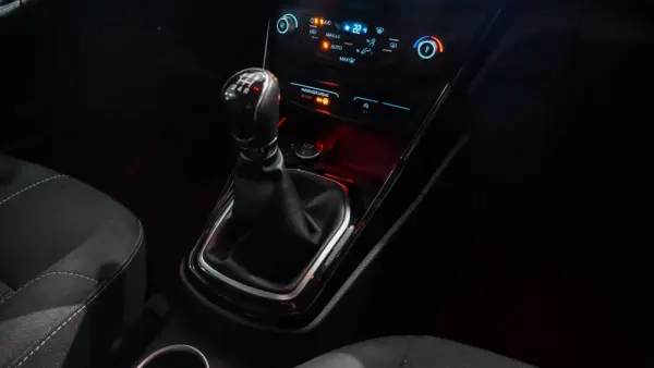 Ford B-Max 1.5 TDCi Titanium 46