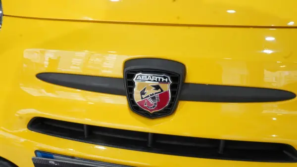 Abarth 595C 1.4 T-Jet Esseesse 3