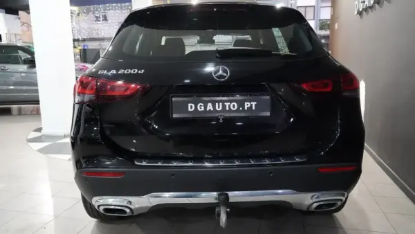 Mercedes-Benz GLA 200 d Progressive 53
