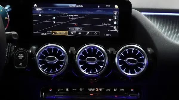 Mercedes-Benz GLA 200 d Progressive 25