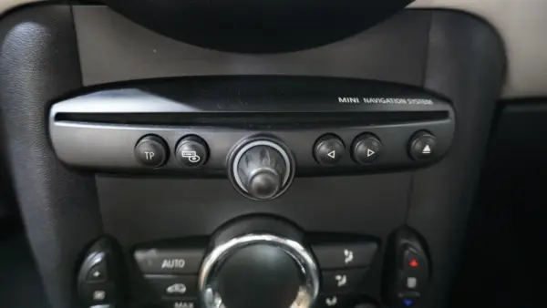 MINI 3 Portas Cooper S 27