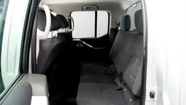 Nissan Navara Outro 15