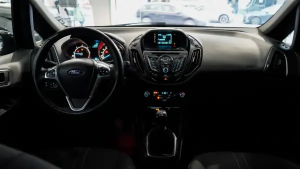 Ford B-Max 1.5 TDCi Titanium 47