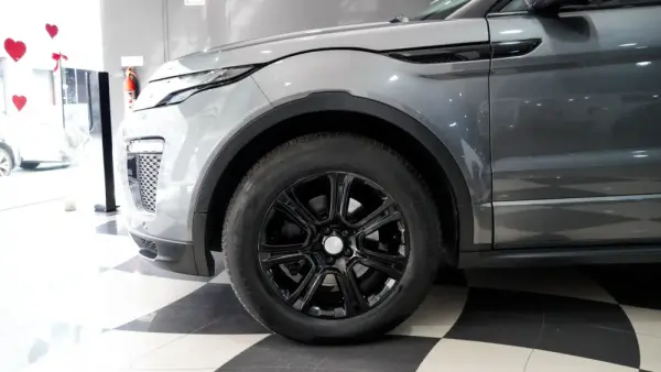 Land Rover Range Rover Evoque 8