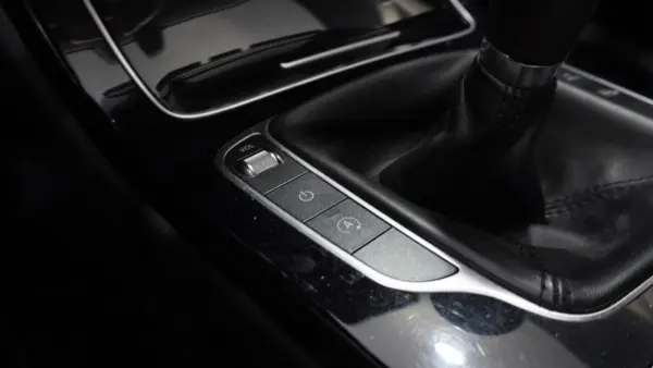 Mercedes-Benz C 200 33