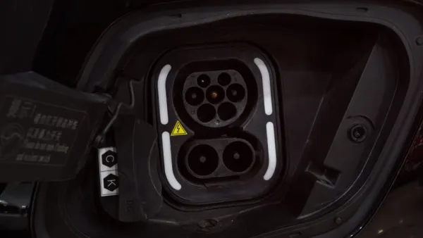 MG MG4 51 kWh Standard 9