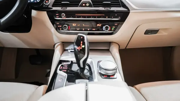 BMW 530 Pack M 38
