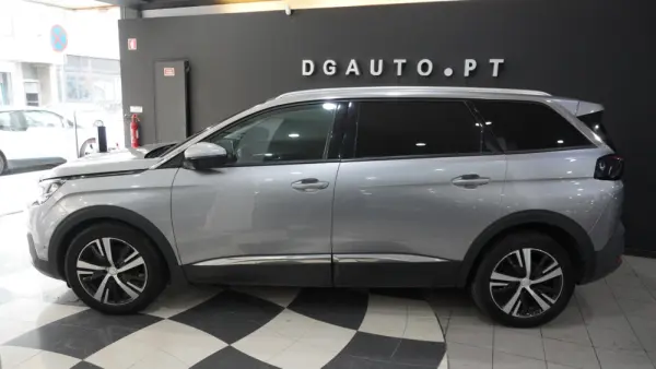 Peugeot 5008 1.2 PureTech Allure Pack 7