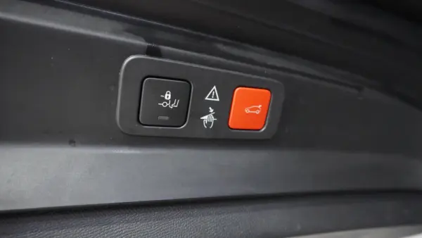 Peugeot 5008 1.2 PureTech Allure Pack 14