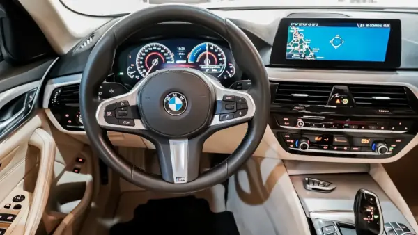 BMW 530 Pack M 31