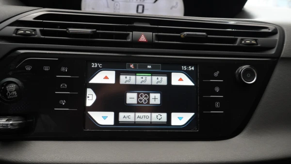 Citroën C4 Grand Picasso 1.6 HDI 7LUG 23