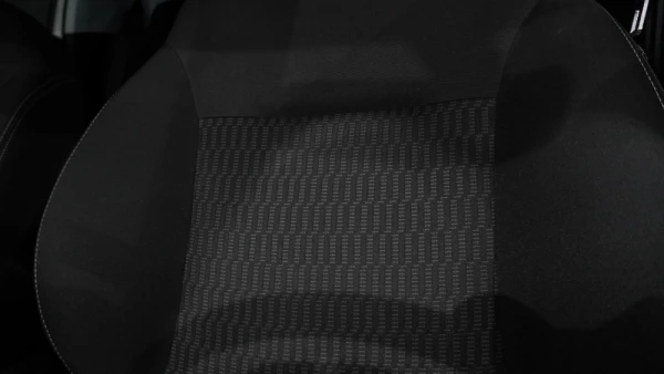 Peugeot 208 1.2 PureTech Active 13