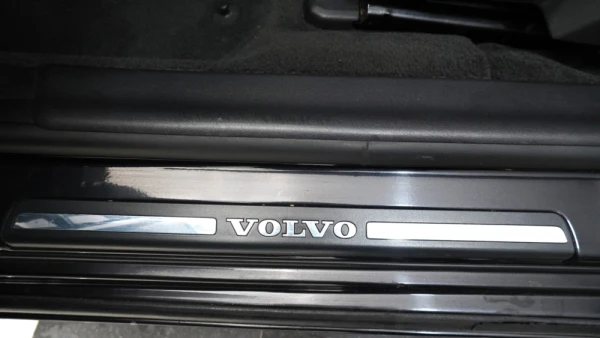 Volvo V60 1.6 D2 Drive R-Design Start/Stop 12